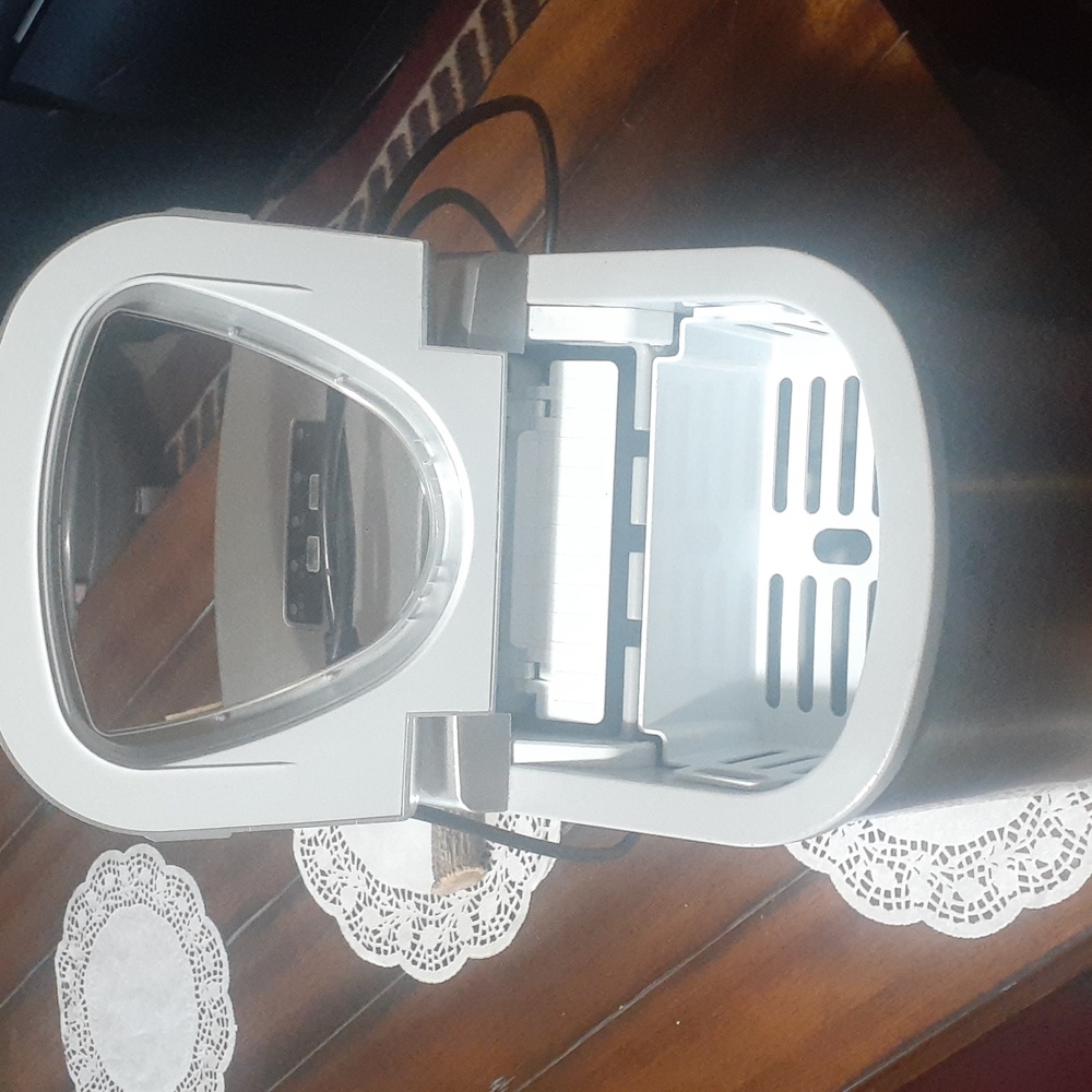 Cooks Essentials Portable Ice Maker - Picture 5 of 8